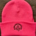 Wintermütze Farbe fluo pink .