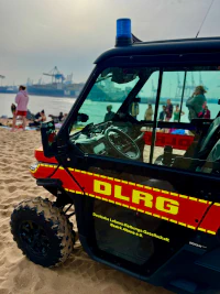 Rettungsfahrzeug der DLRG